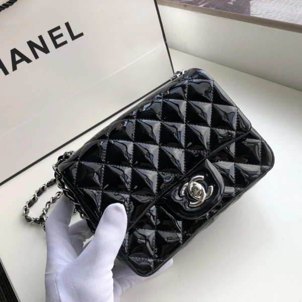 CHANEL FLAP BAG 17CM WellDesigned 780 - Image 5