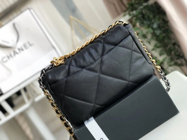 CHANEL 19 FLAP BAG HighQuality 87 - Image 7