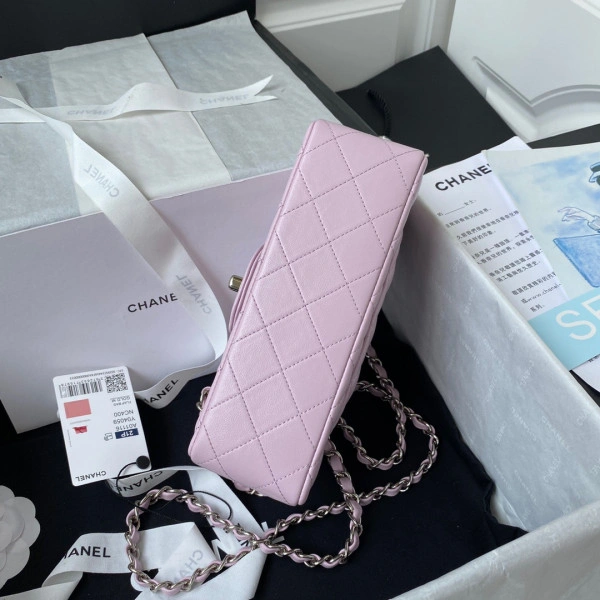 CHANEL FLAP BAG 20CM Comfortable 593 - Image 7