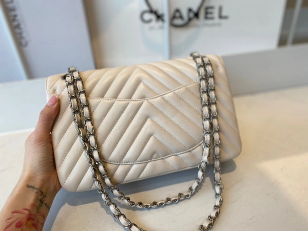 Trendy CHANEL FLAP BAG LAMBSKIN 627 - Image 5