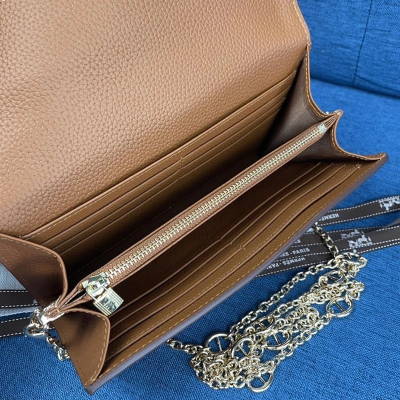 Hermes Constance Wallet with Chain Togo Leather Gold Hardware In Brown - Image 4