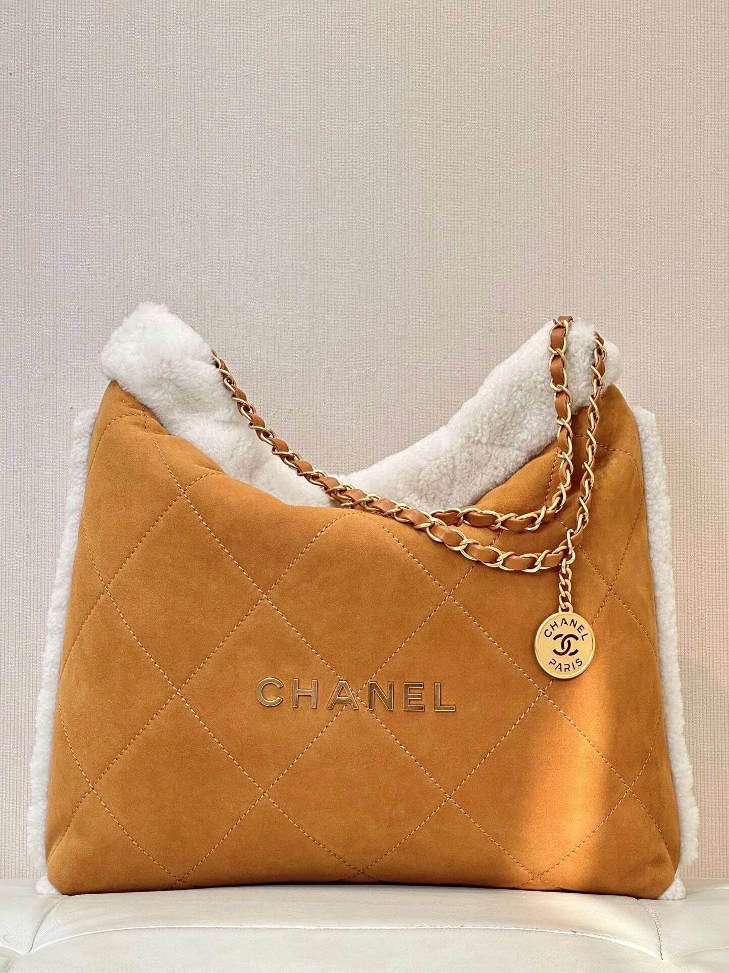 CHANEL 22 HANDBAG Affordable 1501