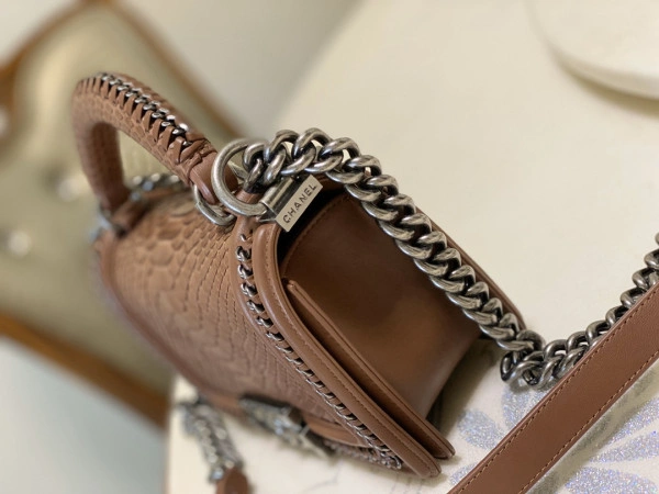 CHANEL BOY BAG 20CM WellDesigned 180 - Image 5