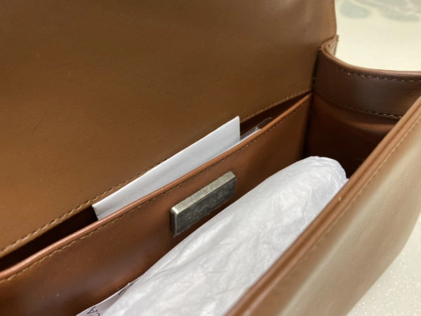 CHANEL BOY BAG 20CM WellDesigned 180 - Image 7