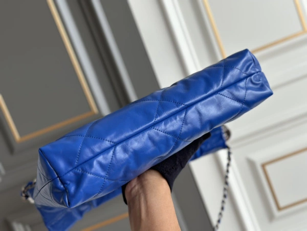 GoodFit CHANEL 22 SMALL HANDBAG 1545 - Image 5