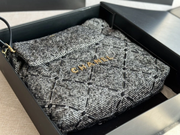 GoAnywhere CHANEL 22 HANDBAG-38*42*8 cm 1482 - Image 3