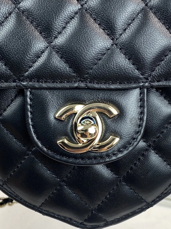 SportInspired CHANEL Heart Bag-18*16.5*6.5CM 1401 - Image 3